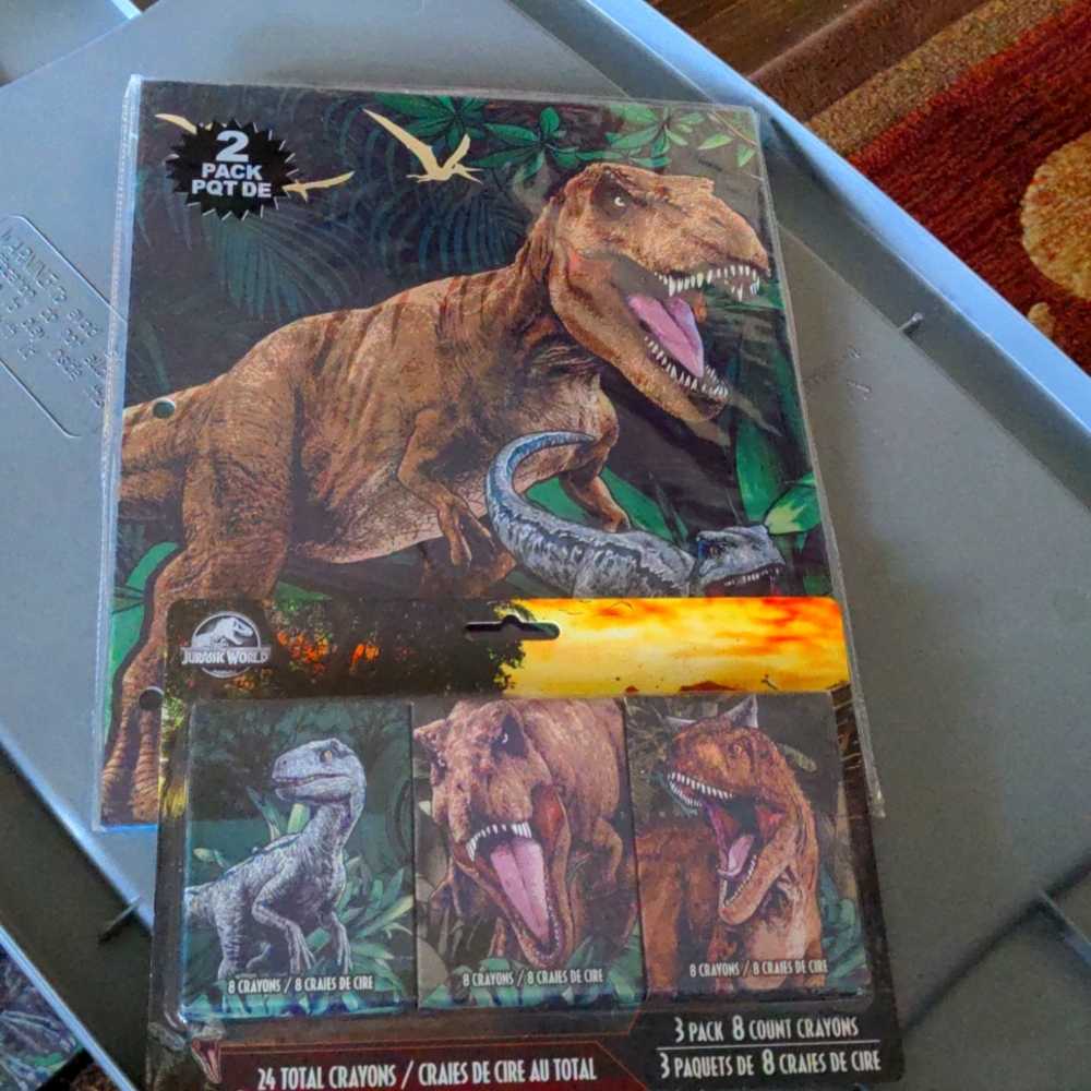 Jurassic World 2 folders and 3 boxes of crayons NWT